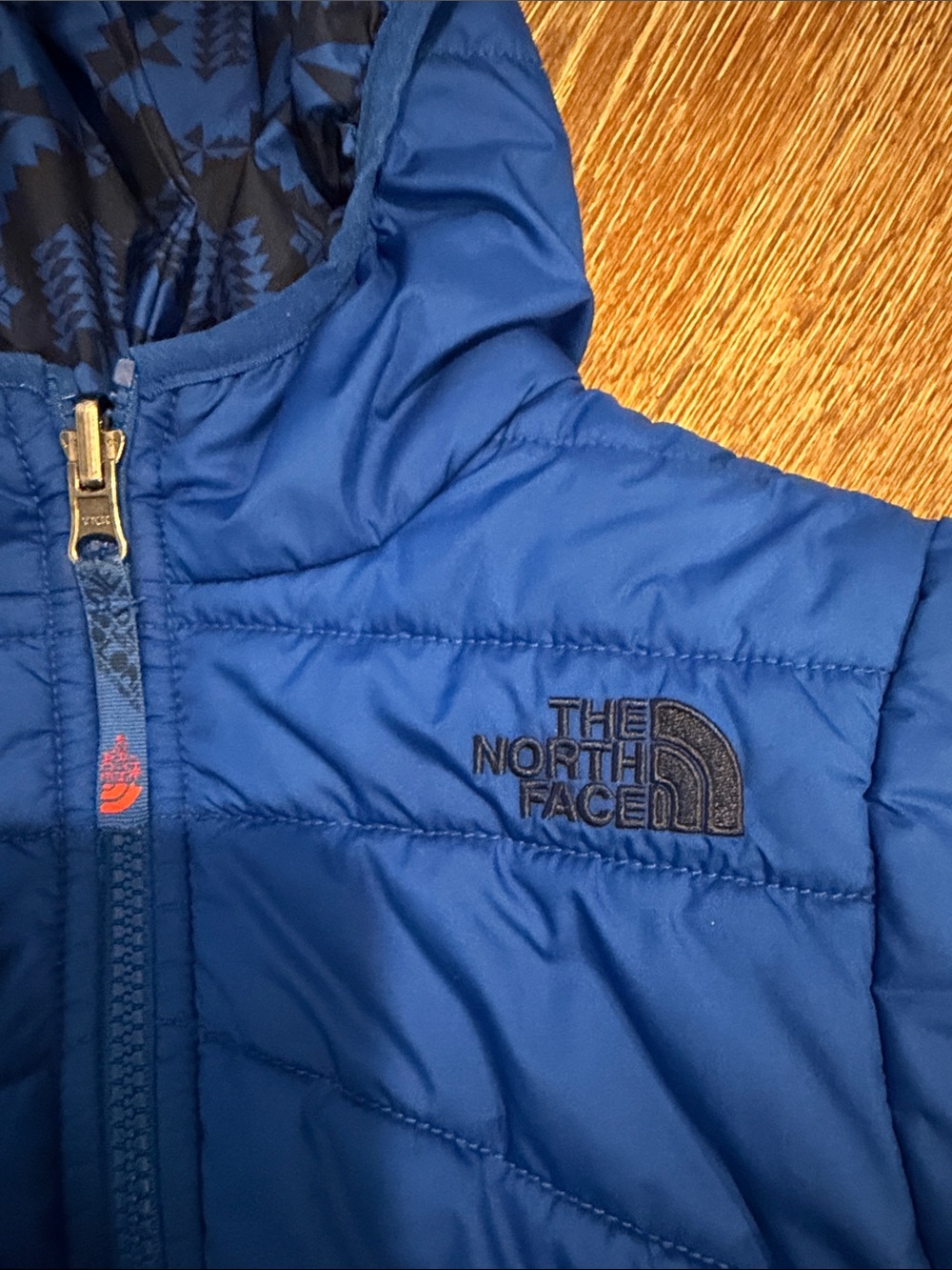 The North Face Kids Navy Hooded Puffer Jacket - Picture 9 of 9